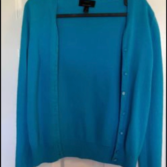 Work clothes clean out - Picture 13 of 16